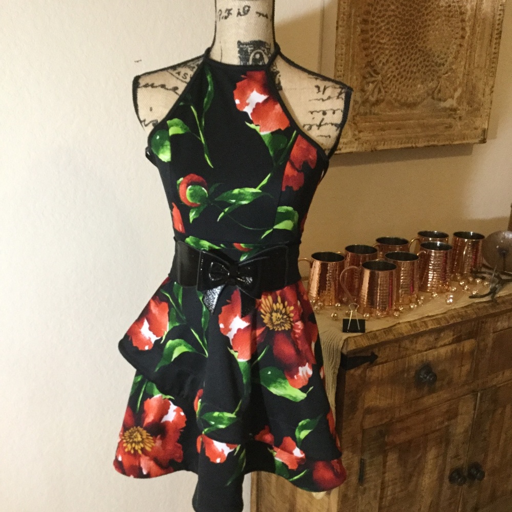 Tropical Floral Papaya Summer Sundress Black & Red - Picture 5 of 7